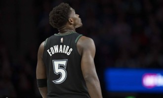 爱德华兹空砍35分戈贝尔12+16 鹈鹕胜森林狼