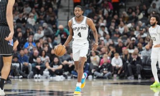 全明星再换1人+换队！字母哥因伤休战 马刺福克斯入替