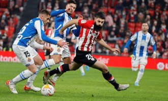 西甲激战：毕尔巴鄂主场强攻，塞维利亚客场能否稳守反击？