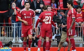 曼联与利物浦大战再改期，这场巅峰对决还要再等等？