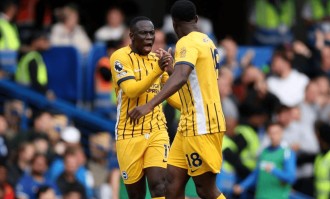 爆冷！补时连丢2球，切尔西轰然倒下：3场不胜狂丢8分